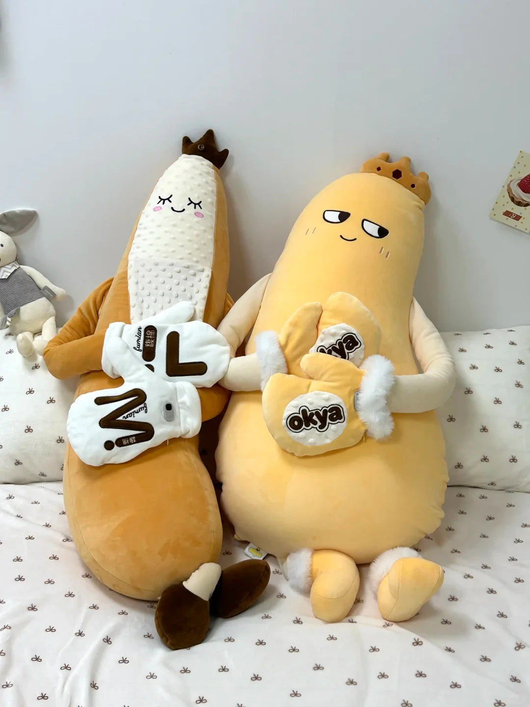 Okya Eggplant King Plush Sleep Pillow Soft Leg Clamp Pillow Soothing Comfortable Sleep Aid for Pregnant Women Cozy Bedroom Gift
